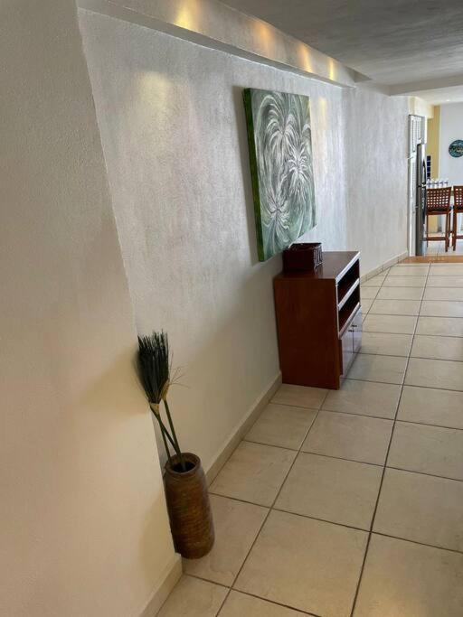 Beachfront View Condo Beside La Isla Mall Пуерто Валярта Екстериор снимка
